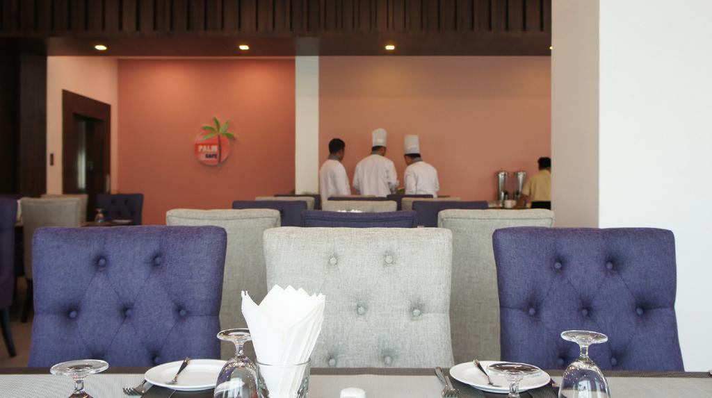 Wyne Hotel Yangon Exterior photo