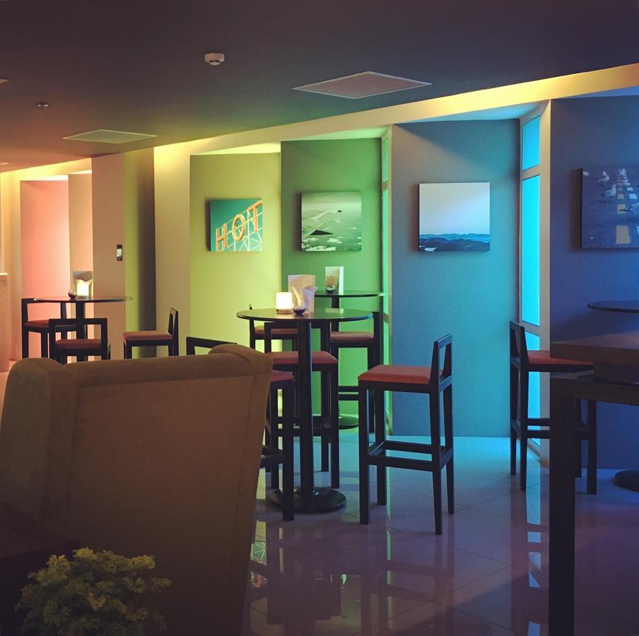 Wyne Hotel Yangon Exterior photo