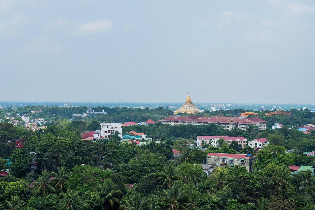 Wyne Hotel Yangon Exterior photo
